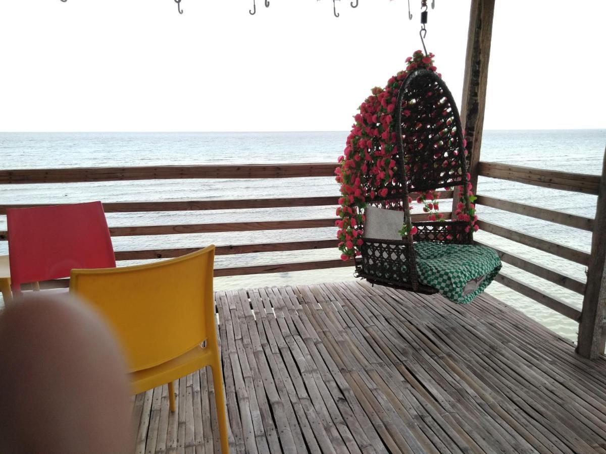 Sascha's Resort Oslob Buitenkant foto