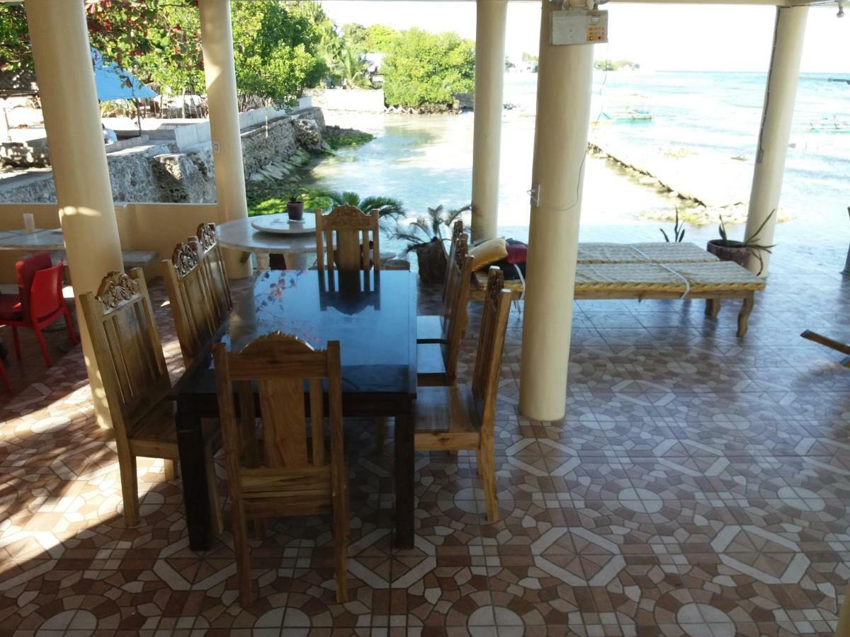 Sascha's Resort Oslob Buitenkant foto