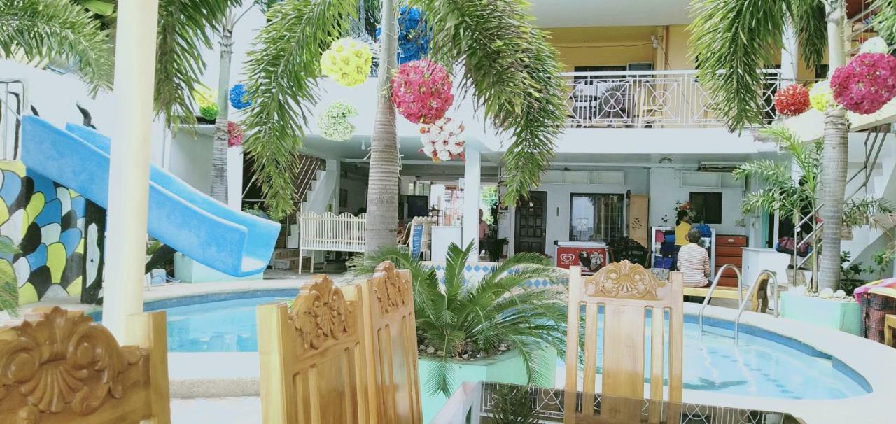Sascha's Resort Oslob Buitenkant foto